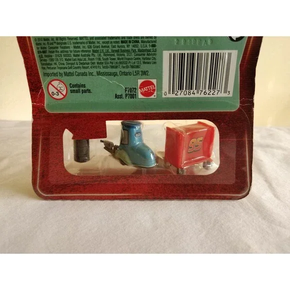 2010 Disney Pixar Cars Skyline Lenticular PIT CREW MEMBER GUIDO #34 New - Picture 5 of 10